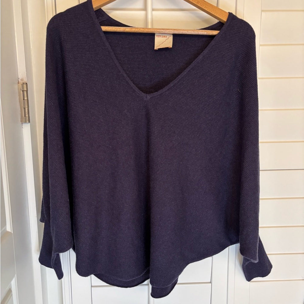 Kerisma ryu v neck sweater poncho top small/ medium